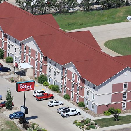 Red Roof Inn & Suites דיקינסון מראה חיצוני תמונה