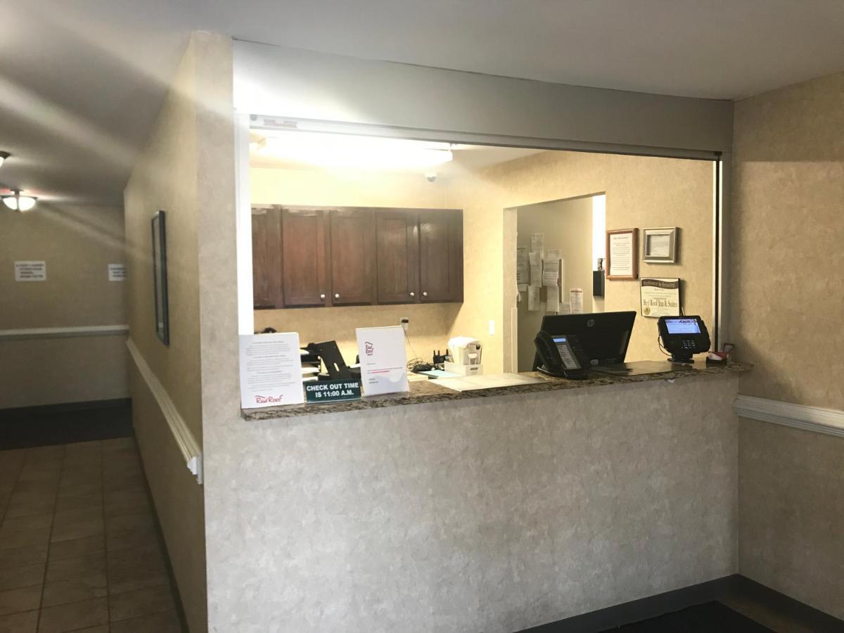 Red Roof Inn & Suites דיקינסון מראה חיצוני תמונה