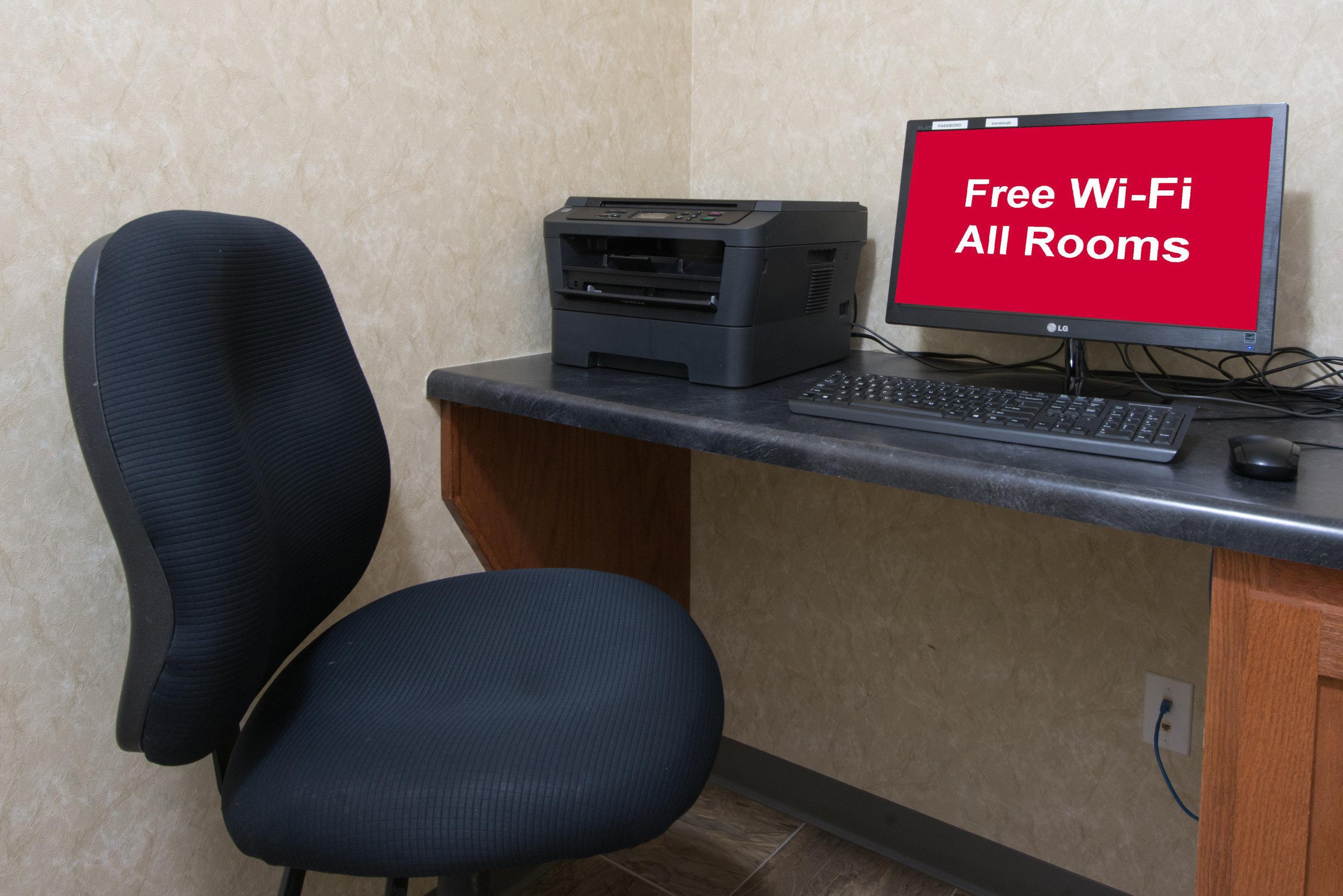 Red Roof Inn & Suites דיקינסון מראה חיצוני תמונה