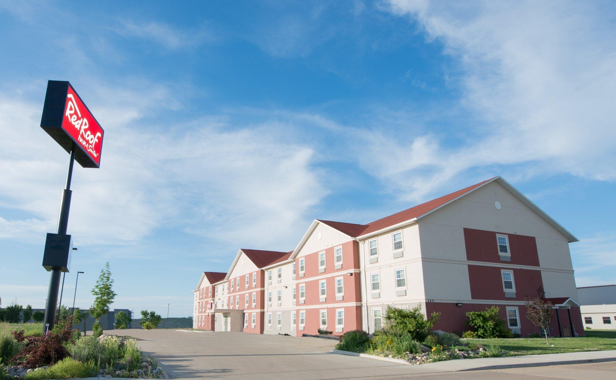 Red Roof Inn & Suites דיקינסון מראה חיצוני תמונה
